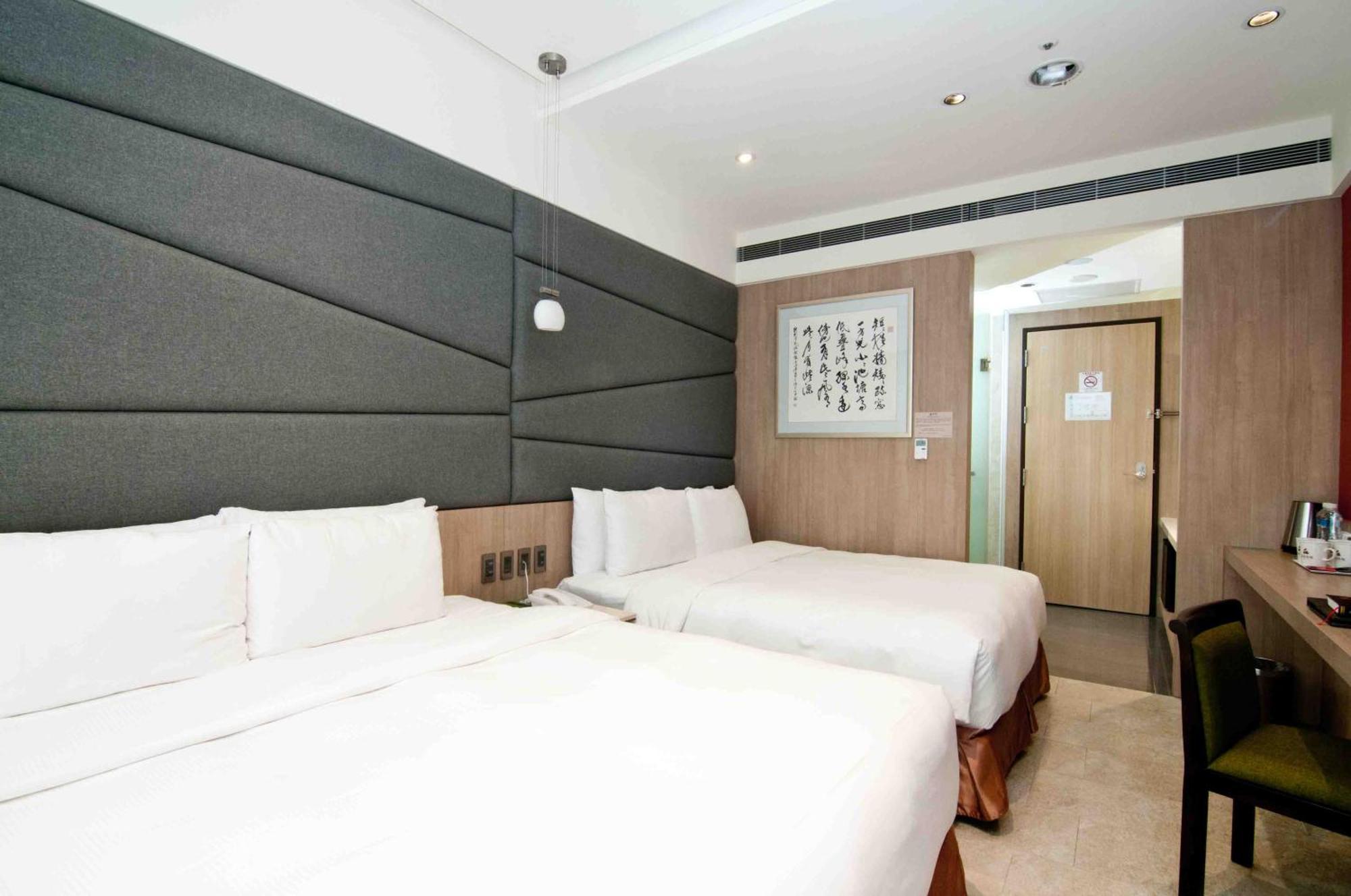 Kloud Hotel Taichung Buitenkant foto